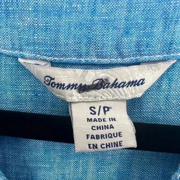 TOMMY BAHAMA Women's Sunset Chambray Embell Tunic Size Small - Picture 6 of 8